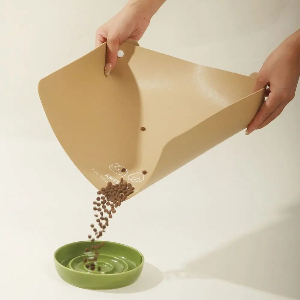 Easy To Clean PU Leather Pet Anti Spill Placemat Waterproof Anti Slip Cat Bowl Mat Oil Resistant Dog Food Pad Kitten