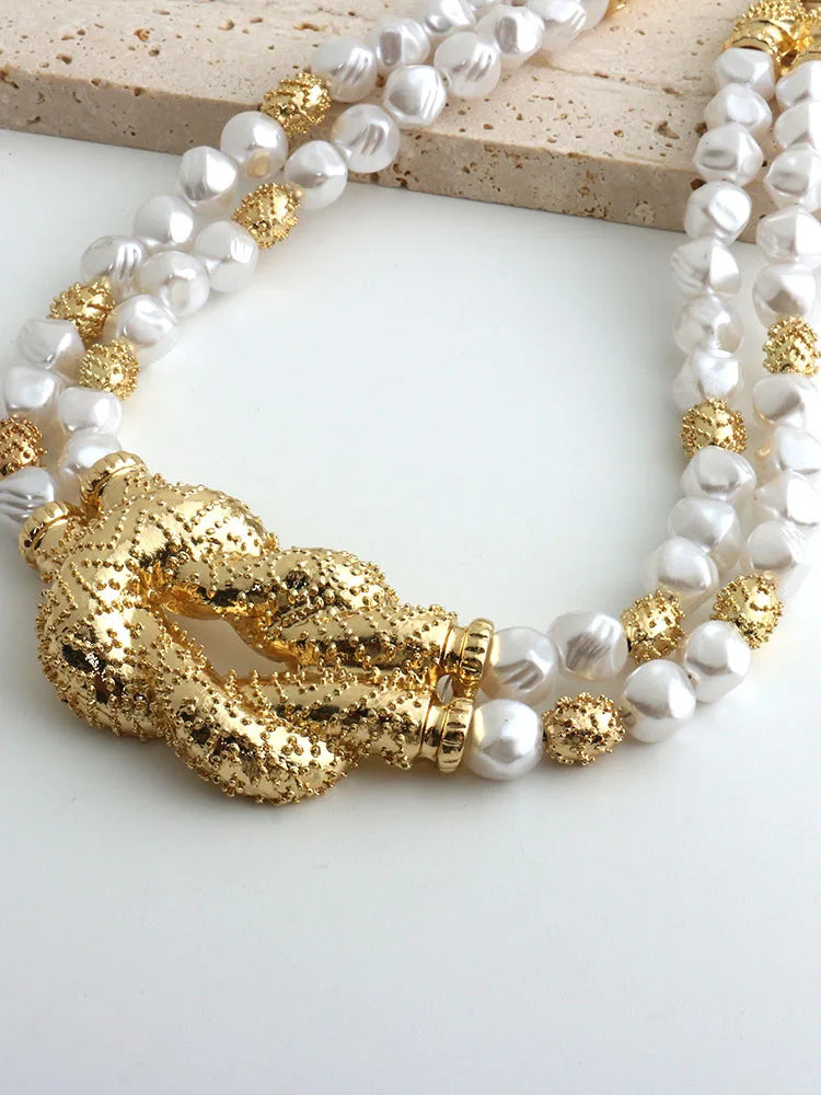 Light luxury high-grade multi-layer pearl necklace retro exaggerated niche alloy collarbone chain women's fashion jewelry