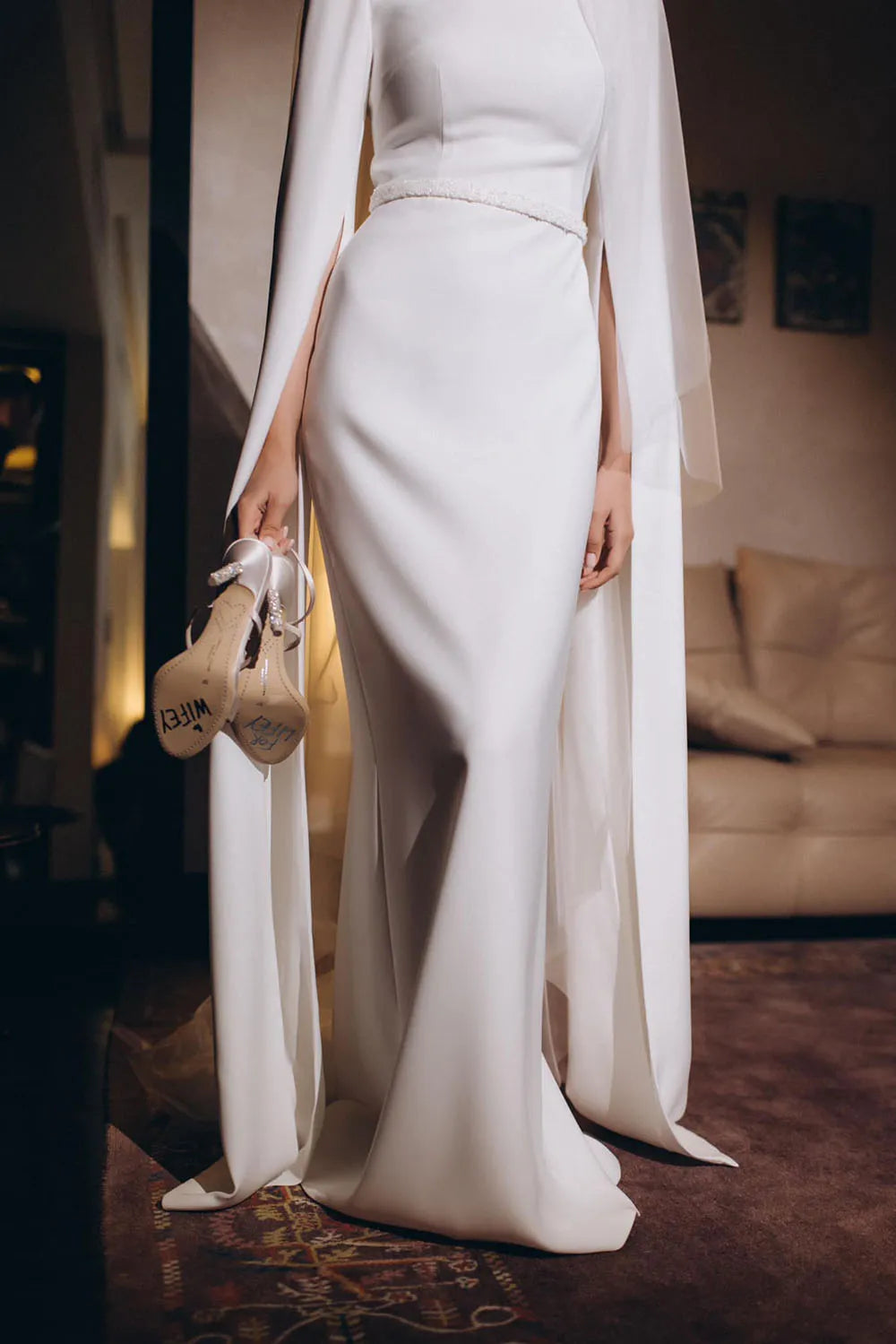 Muslim Wedding Dresses Brides Hijab  Cape Sleeve Straight Modest Bride Dress vestidos de novia 2026 Wedding Gowns Customized