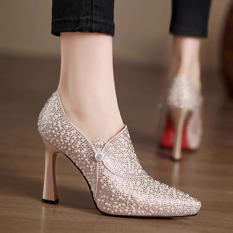 2026 Spring and Autumn high heels, pointed-toe, thick-heeled, shallow-mouthed, elegant and versatile professional women's shoes