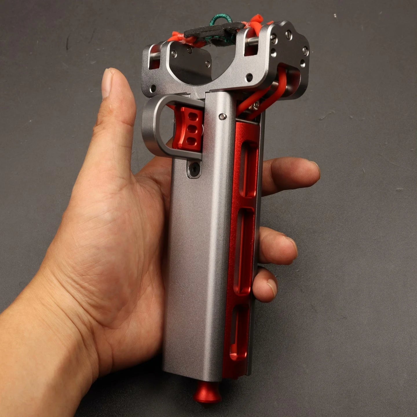 G5 Slingshot:two Automatic Slingshot Capable of Firing Multiple Rounds of All-Metal Beads in Rapid Succession Using a Rubber Ban