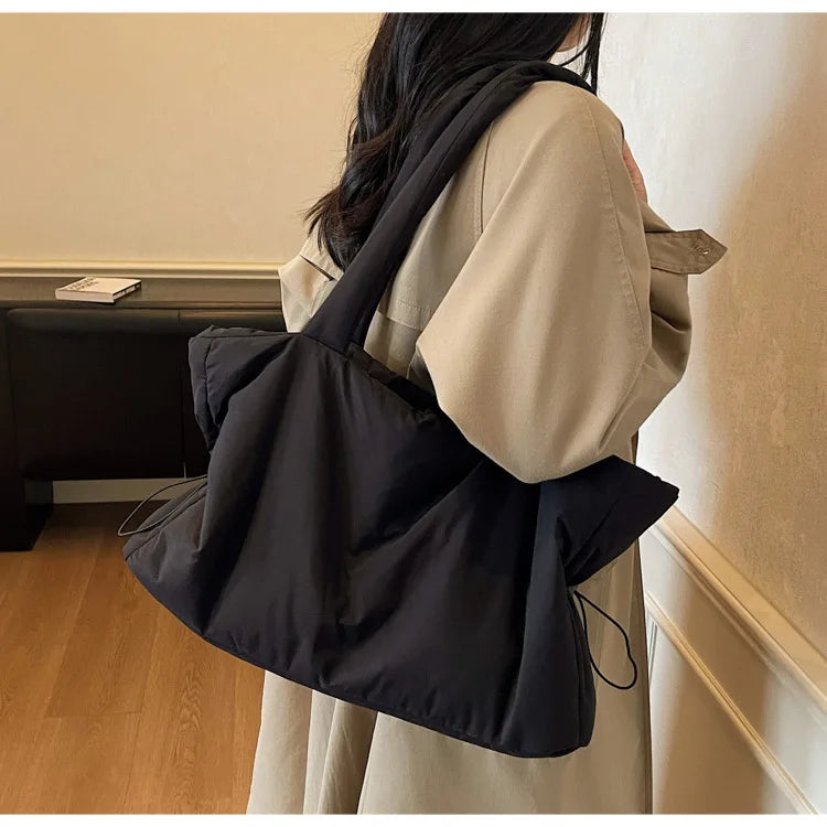 Women Nylon Bucket Shoulder Bag Large Capacity Tote Bag Fall Winter Versatile Cotton-padded Handbag Guangzhou High Quality Bag