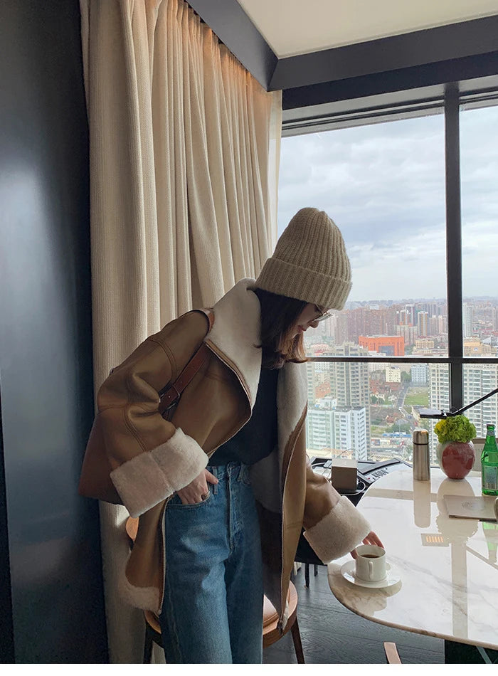 2025 Autumn Winter Fur Integrated Lamb Wool Coat Women's European And American Street Temperament Fashion Locomotive Fur Coat