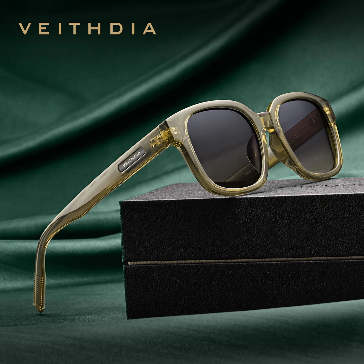 VEITHDIA Polarized Fashion Classic Sunglasses Photochromic Gradient UV400 Protection Outdoor Sun Glasses for Men And Women 7900