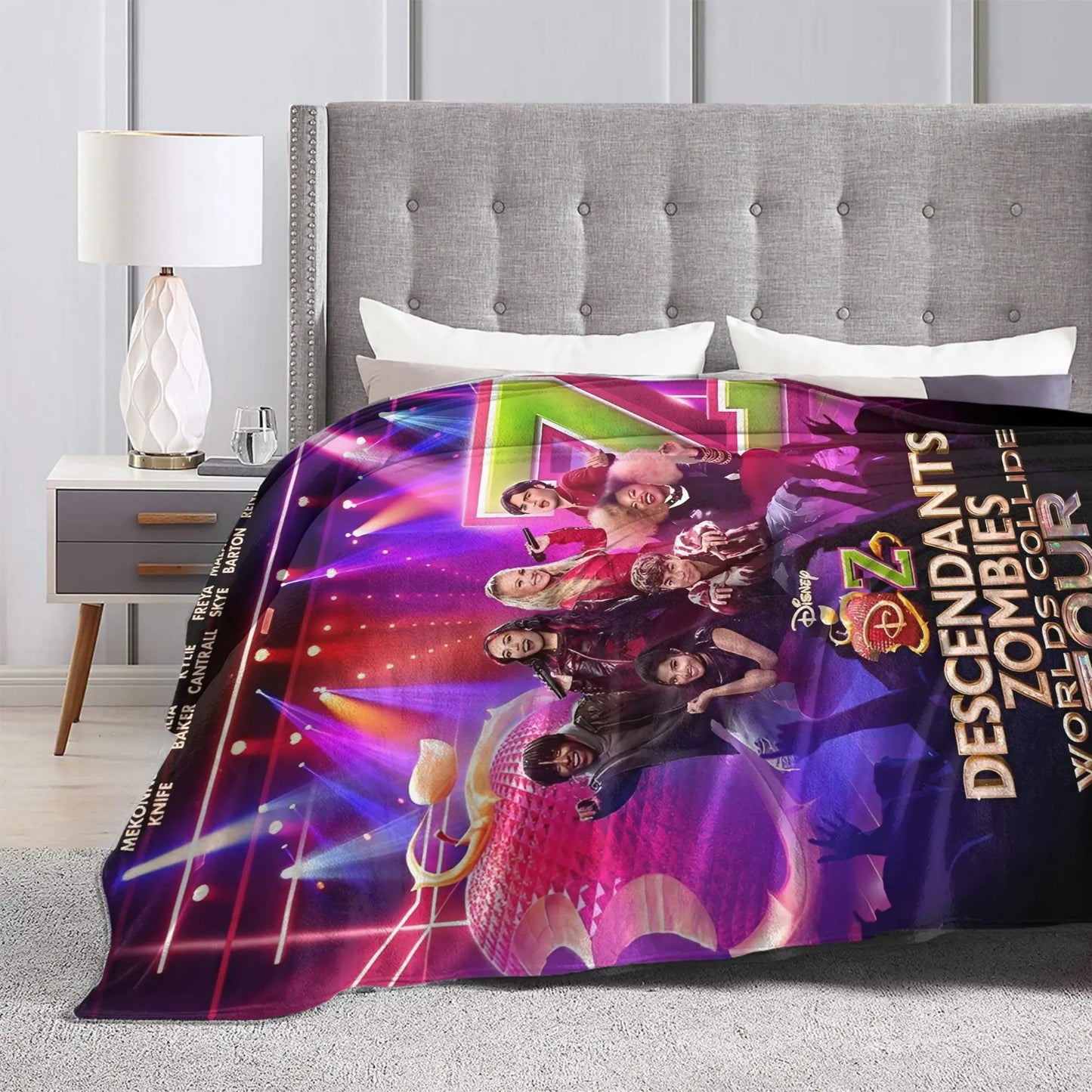 Super Soft Worlds Collide Tour Descendants Zombies Throw Blanket Premium Lightweight Bed Blanket Fuzzy Plush Blankets All Season