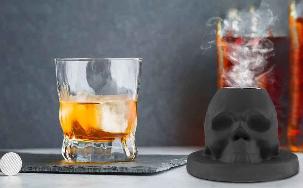Ceramics Whiskey Smoker Kit Skull-Shaped Smoke Infuser Old Fashioned Cocktail Smoker Kit With Fruity Wood Chips Kitchen Bar Tool