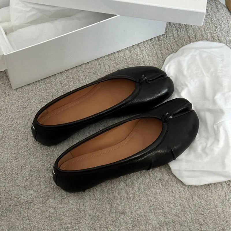 Fashion Soft Leather Split Toe Women Tabi Ballet Flats Spring Autumn Comfortable Walking Lazy Loafers Casual Girls Dance Shoes