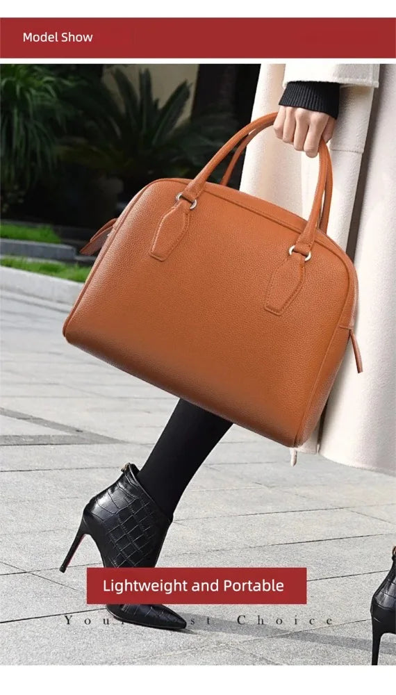 New Women's Handbag, Simple Casual Bag, Large-Capacity Briefcase, Fashionable Commuter Tote Bag, Retro-Style Water-Repellent Bowling Bag