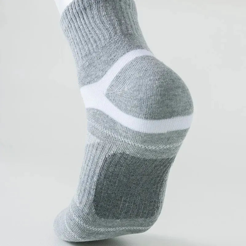 3/5/6 Pairs  Cotton Outdoor Sports Socks, Sweat Absorbing and Odor Resistant Cotton Running Basketball Socks, Trendy Socks
