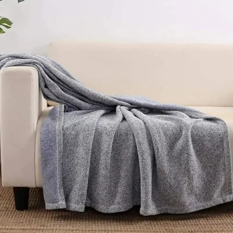 Soft Reversible Print Blanket for Any Season Quick Drying and Comfortable Fabric 87HA