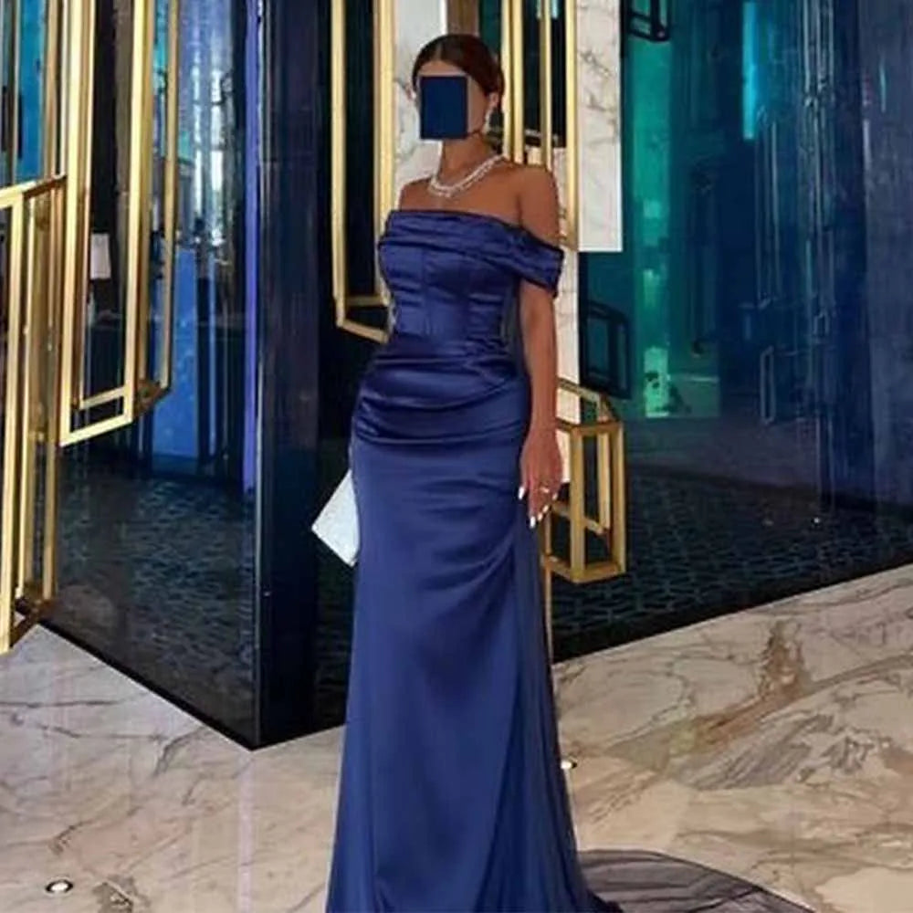 Saudi Arabia Dresses for Special Occasions Satin Sheath Formal Evening Dress Dark Royal Blue Off-the-shoulder Pleat Prom Gown