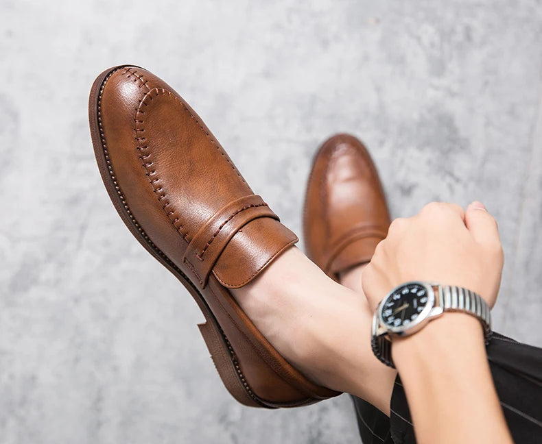High Quality Formal Shoes For Men Loafers Men Business British Wedding Social Leather Shoes Men’s Dress Shoes Leather Shoes Male