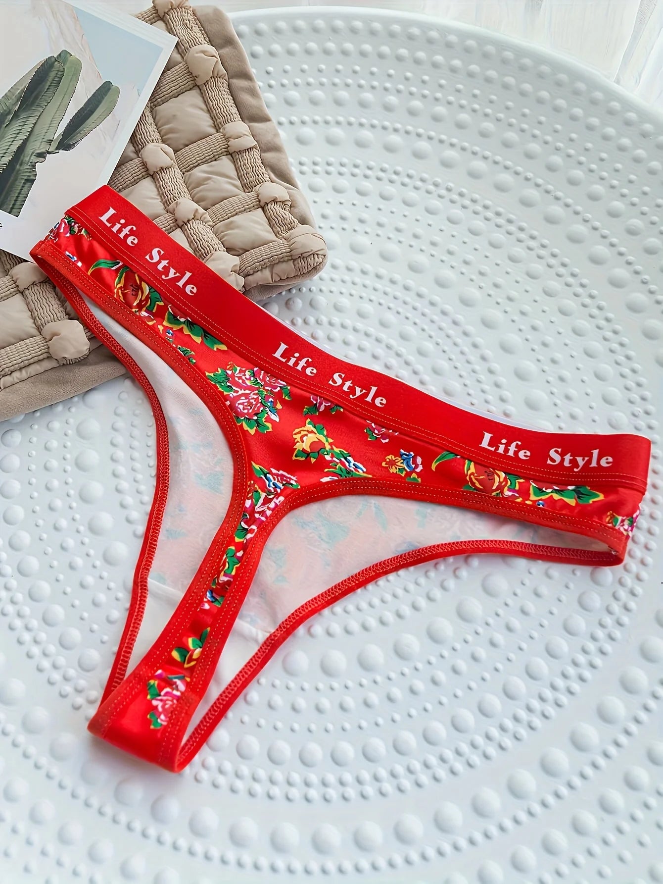 5 pairs of Chinese Northeastern flower-style women's thongs with English belts and pure cotton underpants