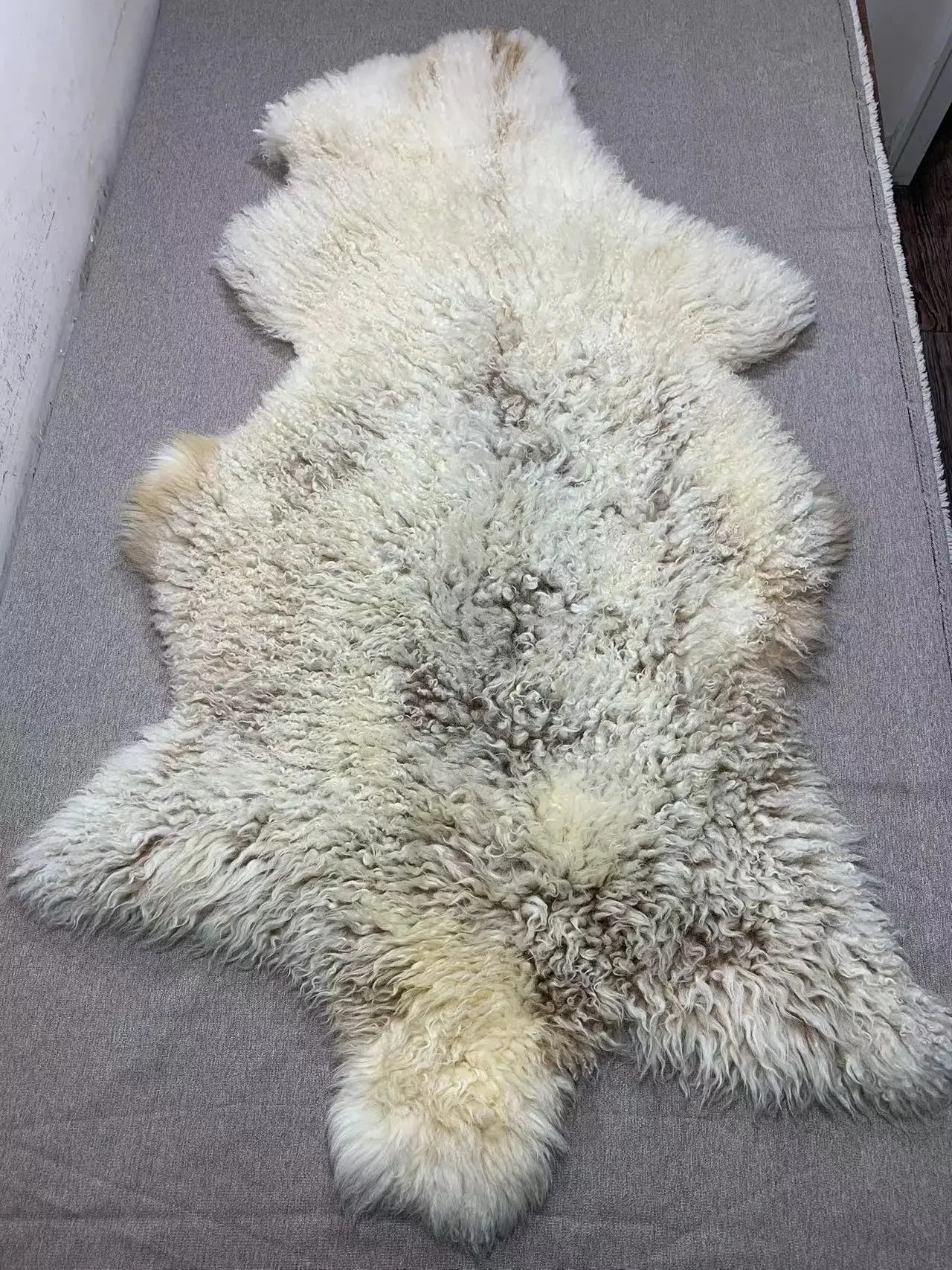 100%Sheepskin Bed Blanaturl sheepskin fur a one-piece orphan pattern sheepskin bedside blanket, leisure sofa cushion whole wool