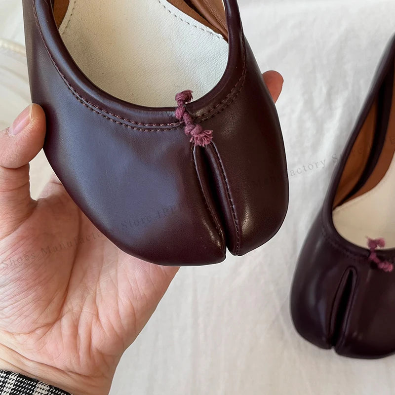 IPPEUM Tabi Footwear Shoes For Women 2026 New Fashion 36-44 Plus Size Ballet Flats Shoes With Split Toe
