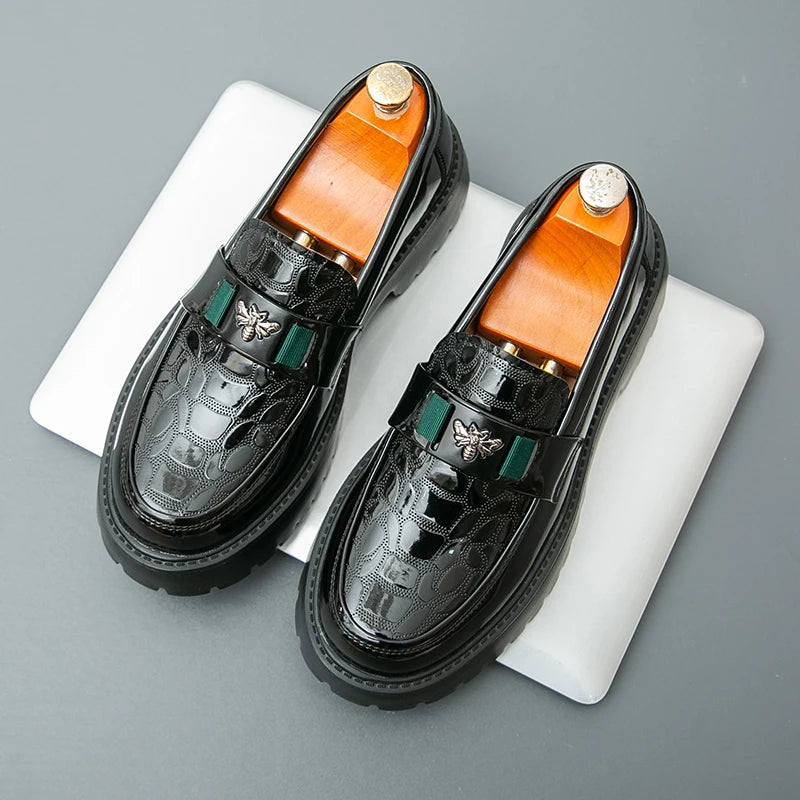 New Leather Shoes Men's Round Toe Thick soled Formal Shoes Loafers Non Slip Fashion Light luxury college Business Casual Shoes