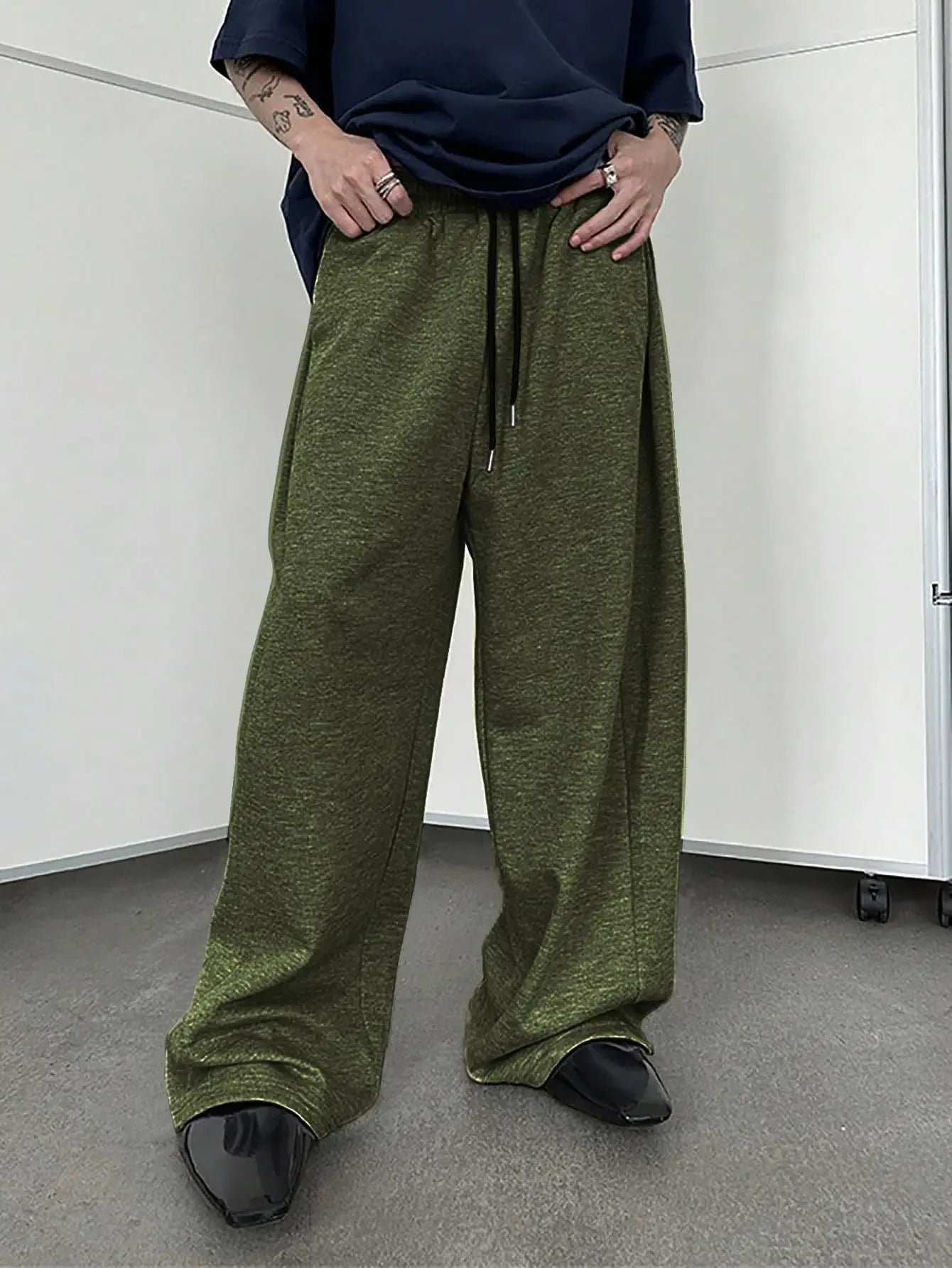 2025 New Korean style Sweatpants Sport Pants Men Running Pants Spring Summer Loose Casual Sweat Pants Straight Jogging Pants Men