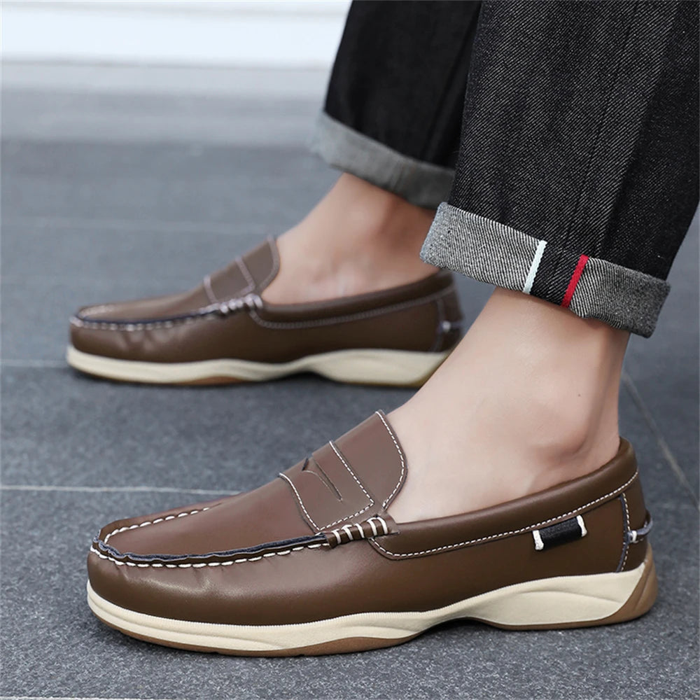 Men's Business Casual Loafers Shoes for Office Travel And Vacation Durable Elegant TPR Outsole Formal Shoes