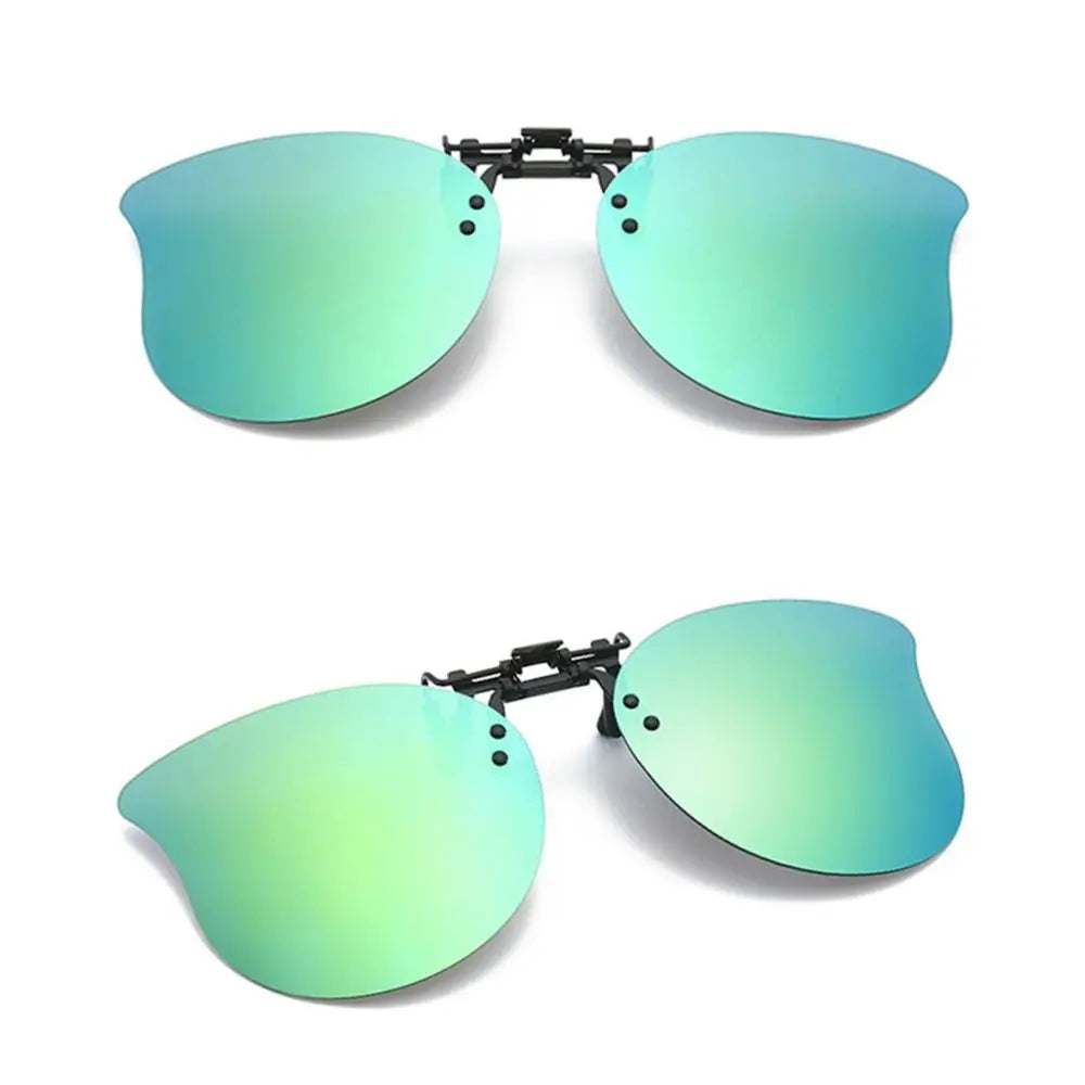 Polarized Clip On Sunglasses Over Prescription Glasses Ultra-Light UV400 Flip Up Sun Glasses Cat Eye Convenient Shades