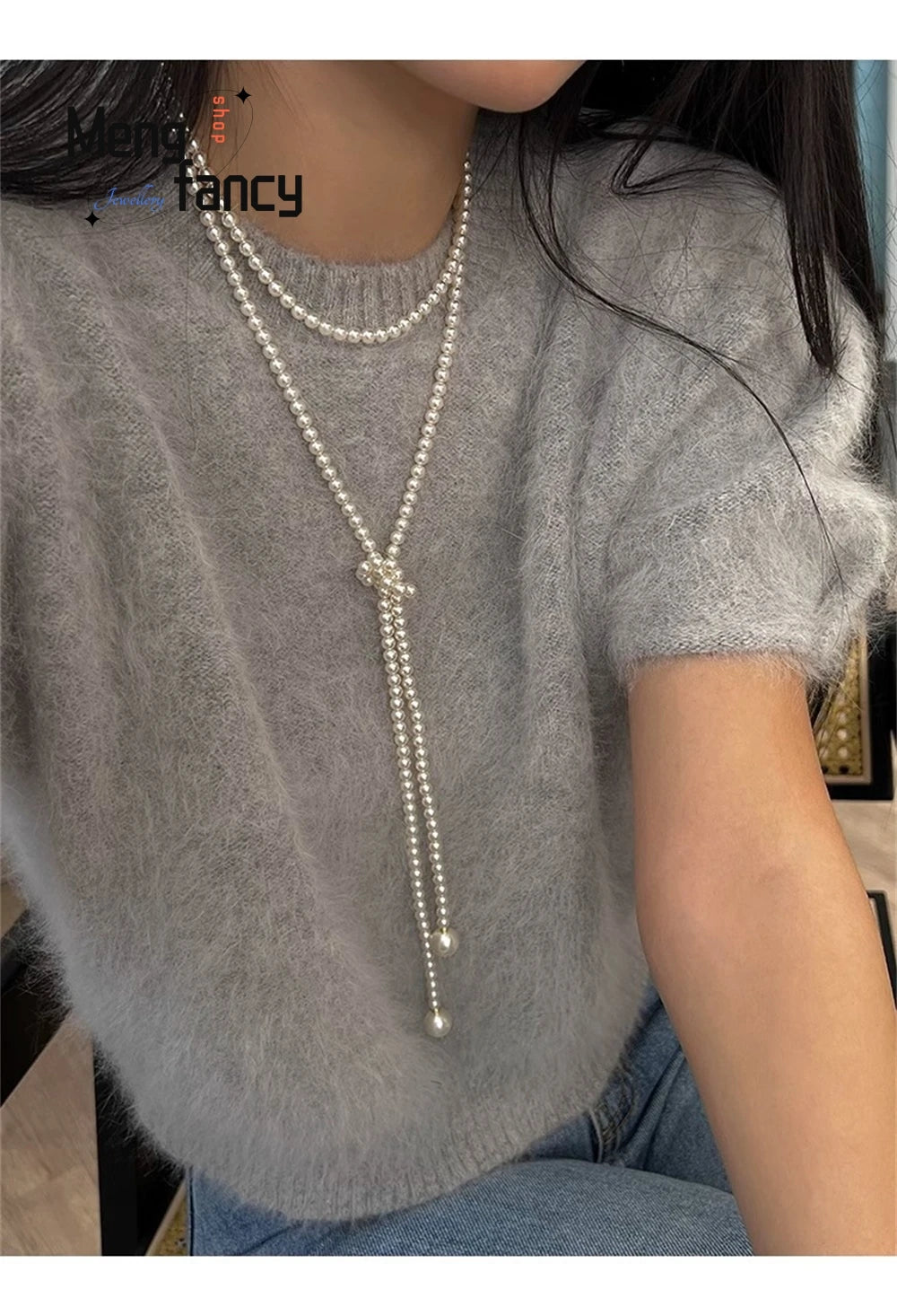 This 130cm Long Glass Pearl Necklace Can Be Worn In Multiple Ways. The Long Necklace Is Elegant And Trendy. It's A Retro Sweater
