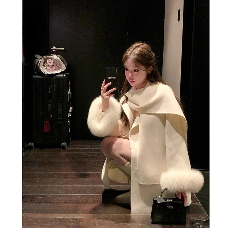 Women Double Faced Wool Coat with Real Fox Fur Sleeves 100 Wool Scarf Autumn Winter 2025 New Fashion Warm Elegant Trench Coat