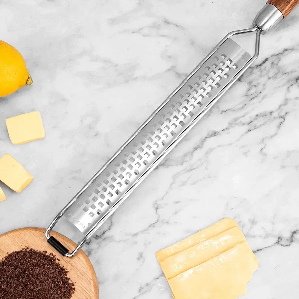 1pc Cheese Grater Wooden Handle,Multi-purpose Stainless Steel Vegetable Grater Kitchen Tools Food Shredder for Chocolate Butter