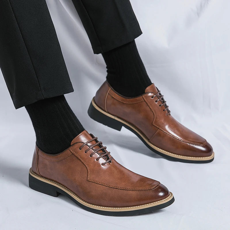 High End Brand Men's Party Formal Shoes Lace Up Pointed Men's Glossy Leather Shoes Classic Elegant Business Shoes Free Delivery