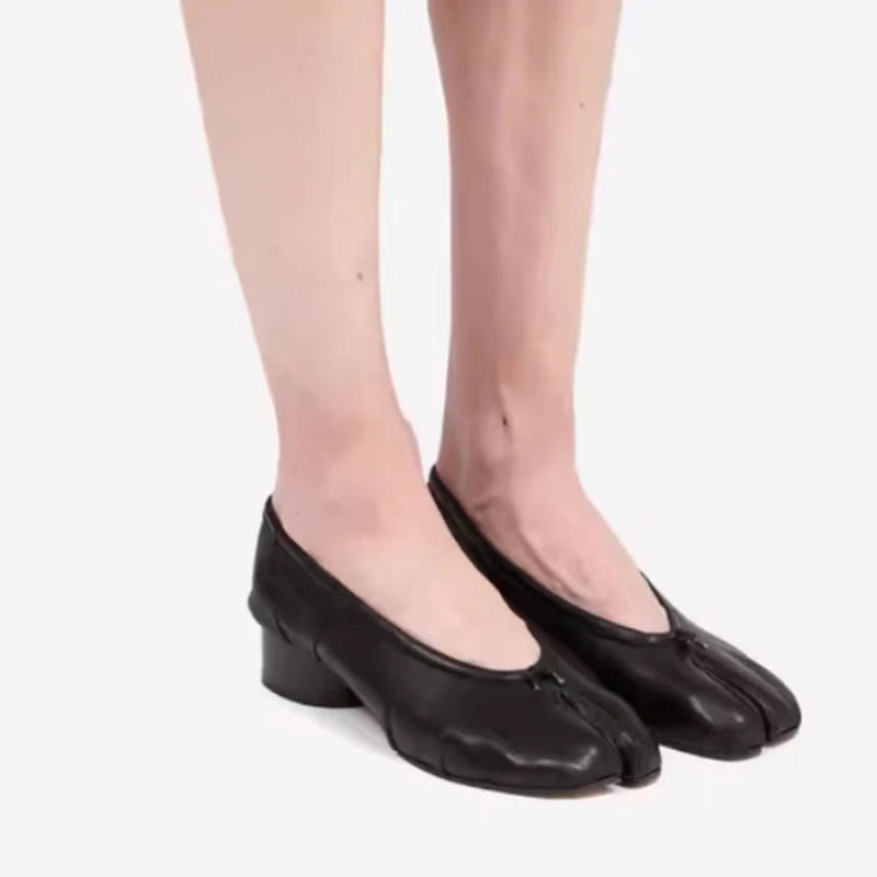 2026 New Women Pumps Fashion Split Toe Shoes Woman Luxury Brand Design Women Caucal Shoes Ins Style Elegant High Heels Female