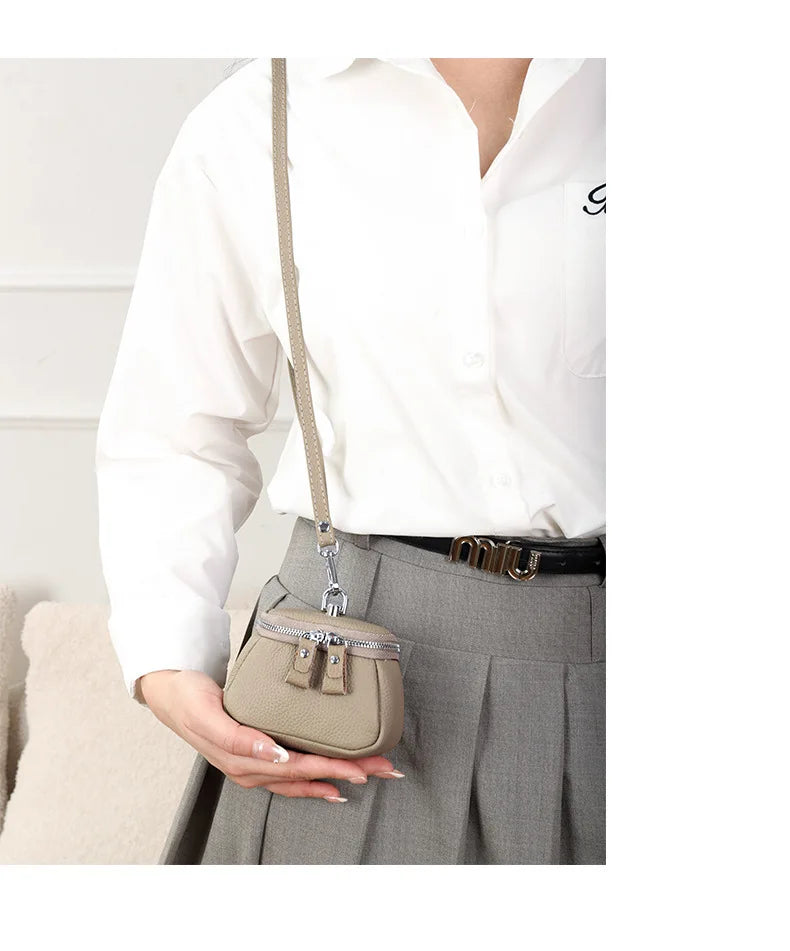 Ladies Genuine Leather Cosmetic Bag Fashion Cosmetic Case Makeup Bag Women Clutch Mini Toiletry Bag Cosmetic Pouch with Lanyard