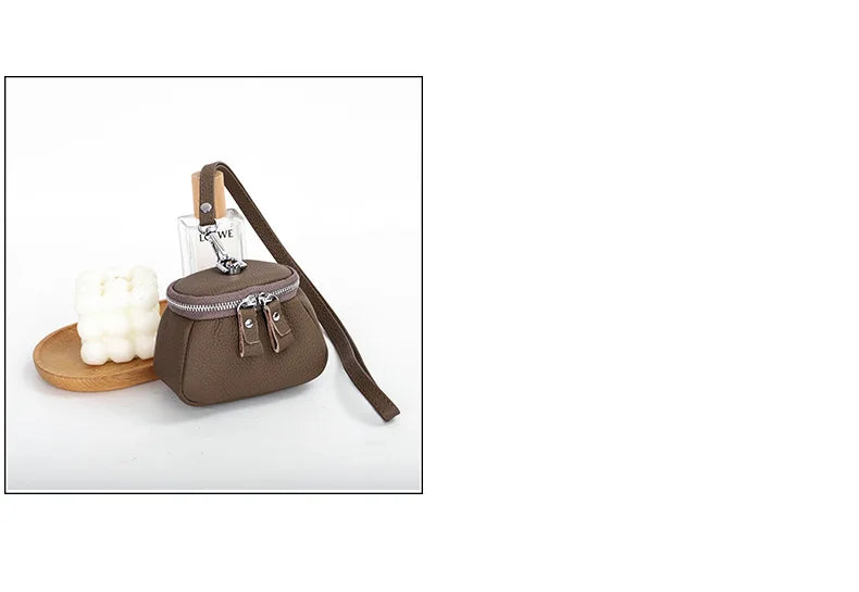 Ladies Genuine Leather Cosmetic Bag Fashion Cosmetic Case Makeup Bag Women Clutch Mini Toiletry Bag Cosmetic Pouch with Lanyard