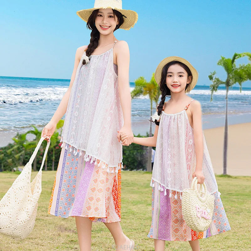 Dress 2025 Woman Vacation Couple Parent-child Beach Family Resorts Look Matching Holiday Outfit Mom Daughter Clothes Dad Son Set