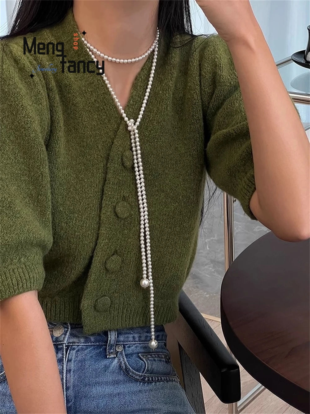 This 130cm Long Glass Pearl Necklace Can Be Worn In Multiple Ways. The Long Necklace Is Elegant And Trendy. It's A Retro Sweater