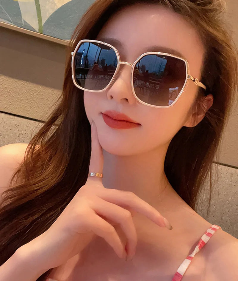 New Fashion Polarized Sunglasses Women UV400 Gradient Lens Sun Glasses Oversized Retro Square Luxury Brand Oculus