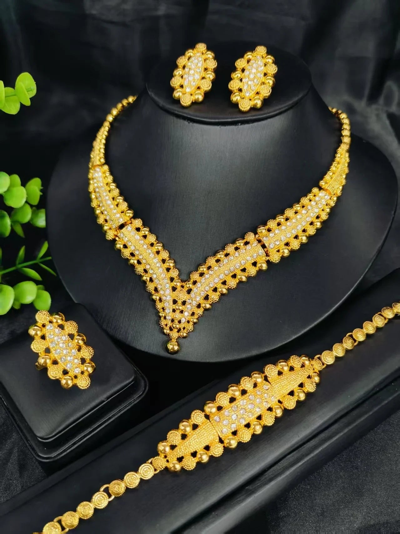 Luxury Indian Jewellery Earrings Necklace Jewelry Sets For Women Dubai Gold Color African Arabic Wedding Bridal Party Gifts