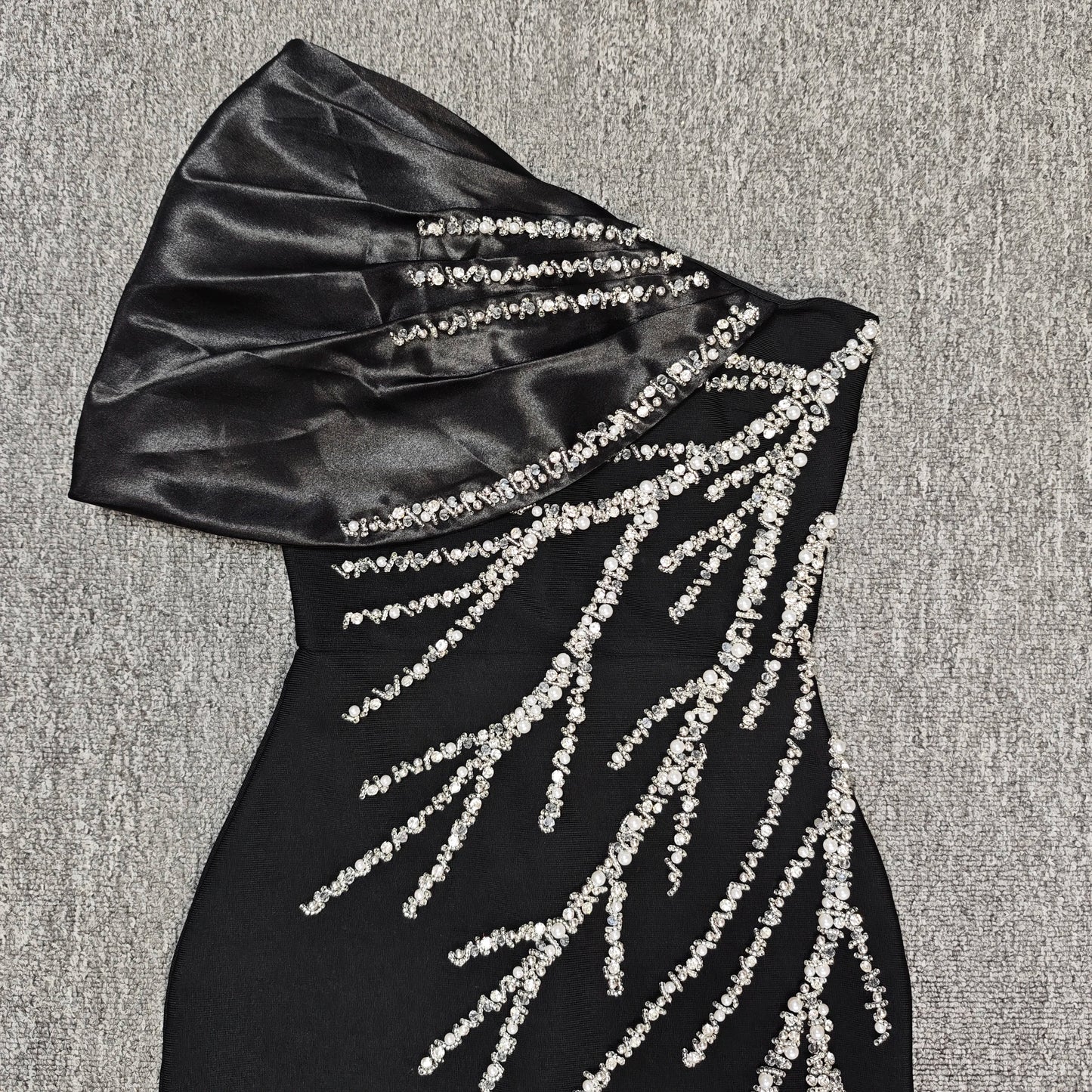 Black Dresses Woman Elegant One Shoulder Shining Rhinestones Bodycon Red Bandage Long Dresses Party Cocktail Dress Evening Dress