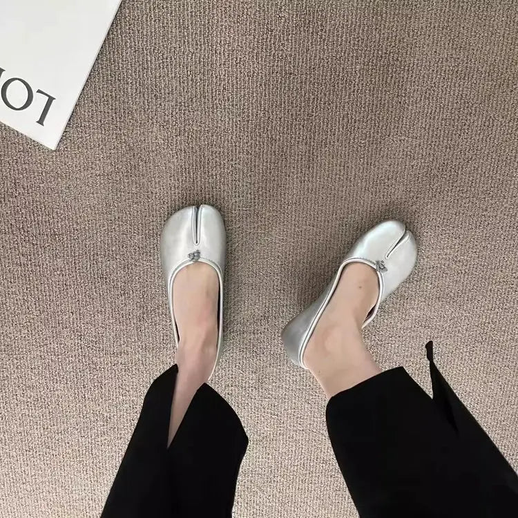 Korean Style Horse-Shoe Split-Toe Women's Shallow Mouth Single Shoes New Slip-On Pig's Trotters Versatile Grandma Flat Loafers