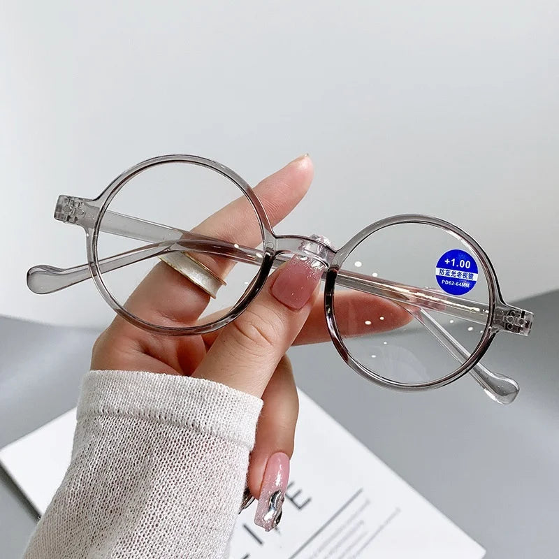 Trendy Round Small-Frame Reading Glasses for Men and Women, Middle-Aged and Elderly People, for Reading Books and Newspapers