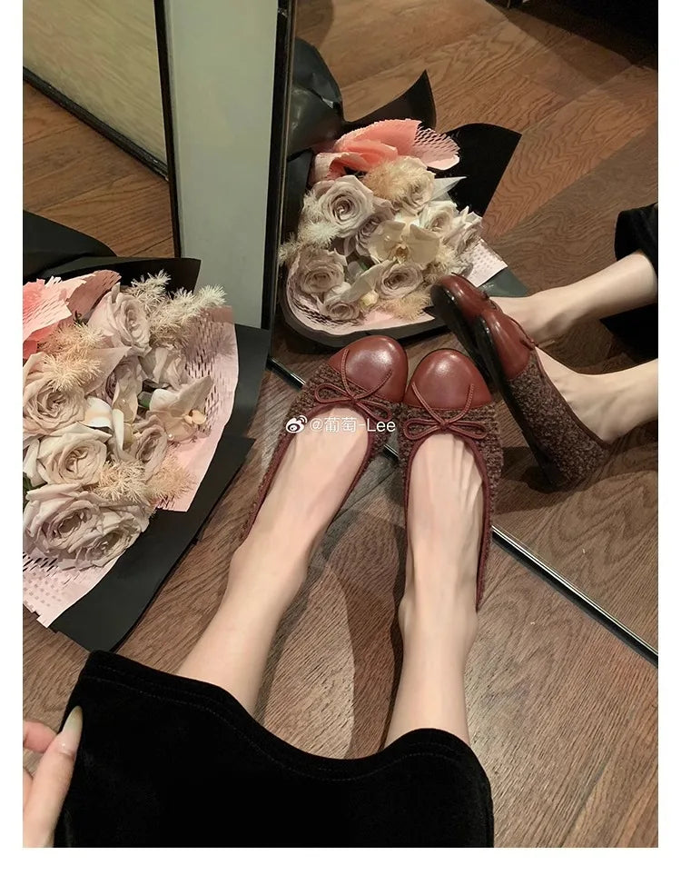 Flat Shoes for Women 2025 Spring and Autumn Round Toe Color Blocked Butterfly Bow Velvet Light Mouth Fashionable Single Shoe