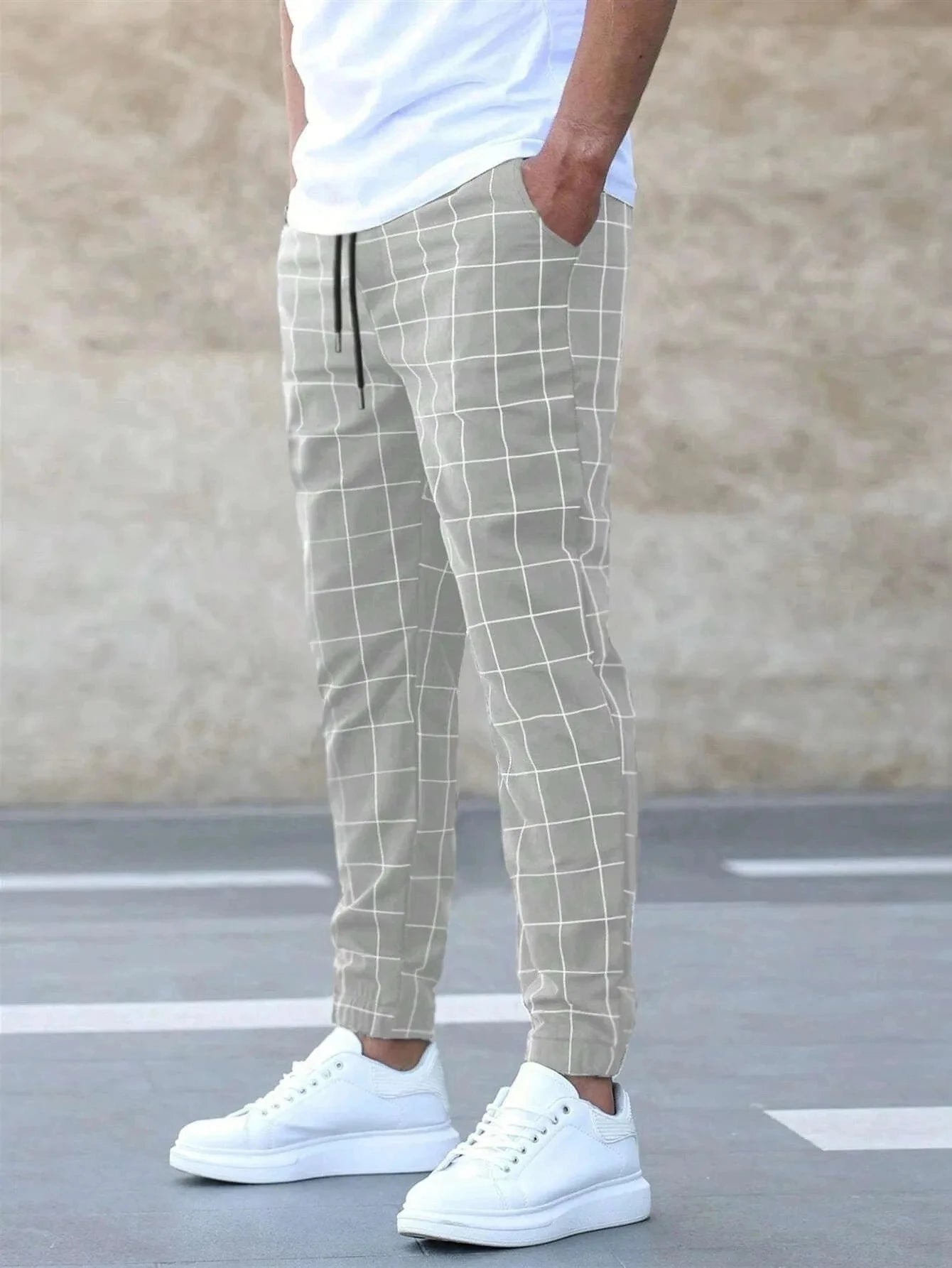 Men's new plaid fashionable European and American style pants, business casual travel slim fit pants, comfortable and multifunct