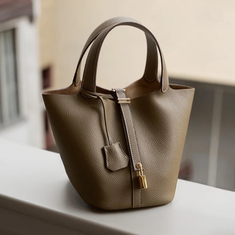 Ladies Handbag Female Bucket Bag Basket Shoulder Bag Travel BagLeather Bucket BagLarge Soft Leather Tote with Lock Daily