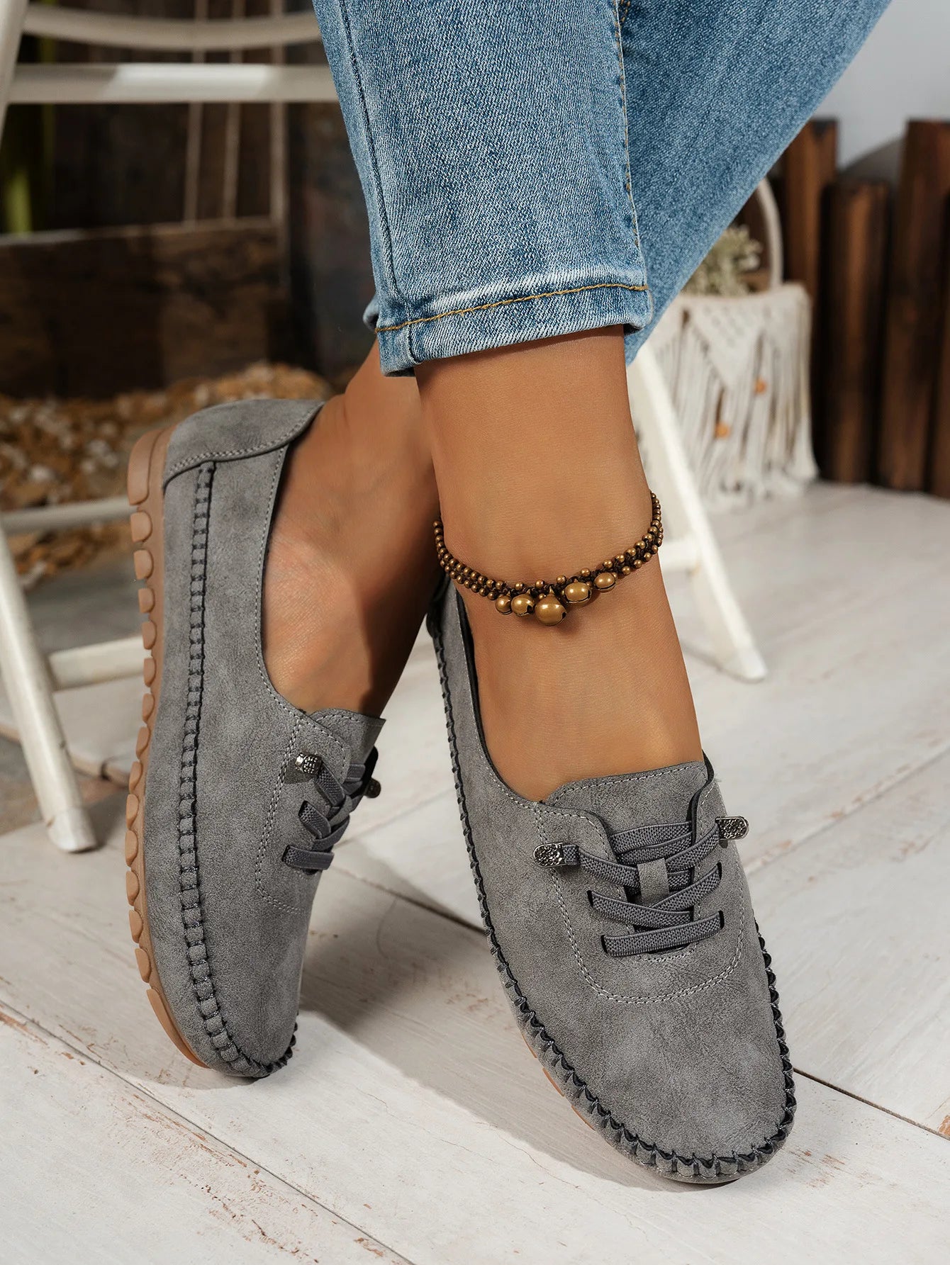 Women's Loafers Fashion Lace Up Comfortable Round Toe Soft Sole Flats Daily Walking Lightweight Versatile Slip on Casual Shoes