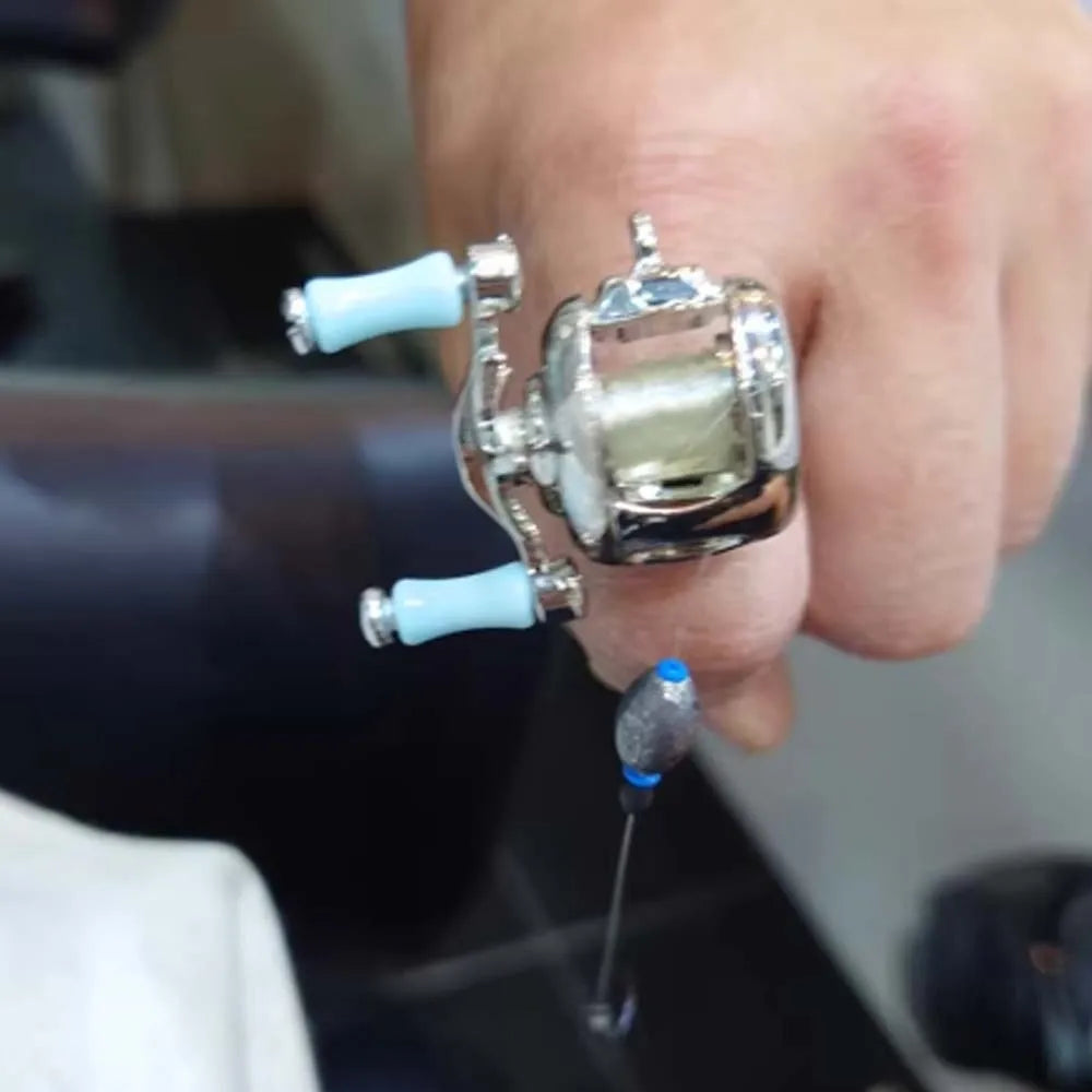 Neck Chain Luxury Fishing Reel Necklace Rotatable Exquisite Fishing Reel Ring High-end Pendant Men Neck Pendant Daily