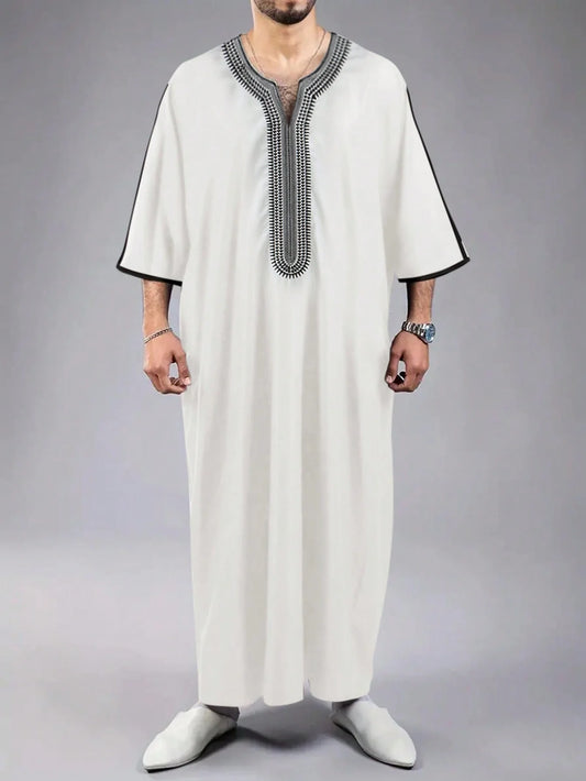2024 New Islamic kaftan White Muslim short sleeve embroidered garment Embroidered short sleeve