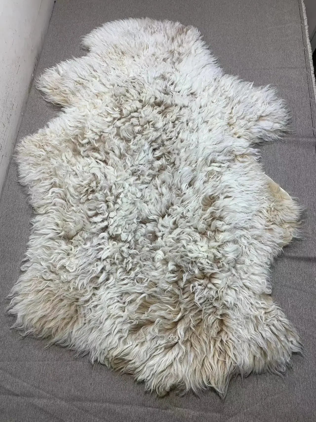 100%Sheepskin Bed Blanaturl sheepskin fur a one-piece orphan pattern sheepskin bedside blanket, leisure sofa cushion whole wool
