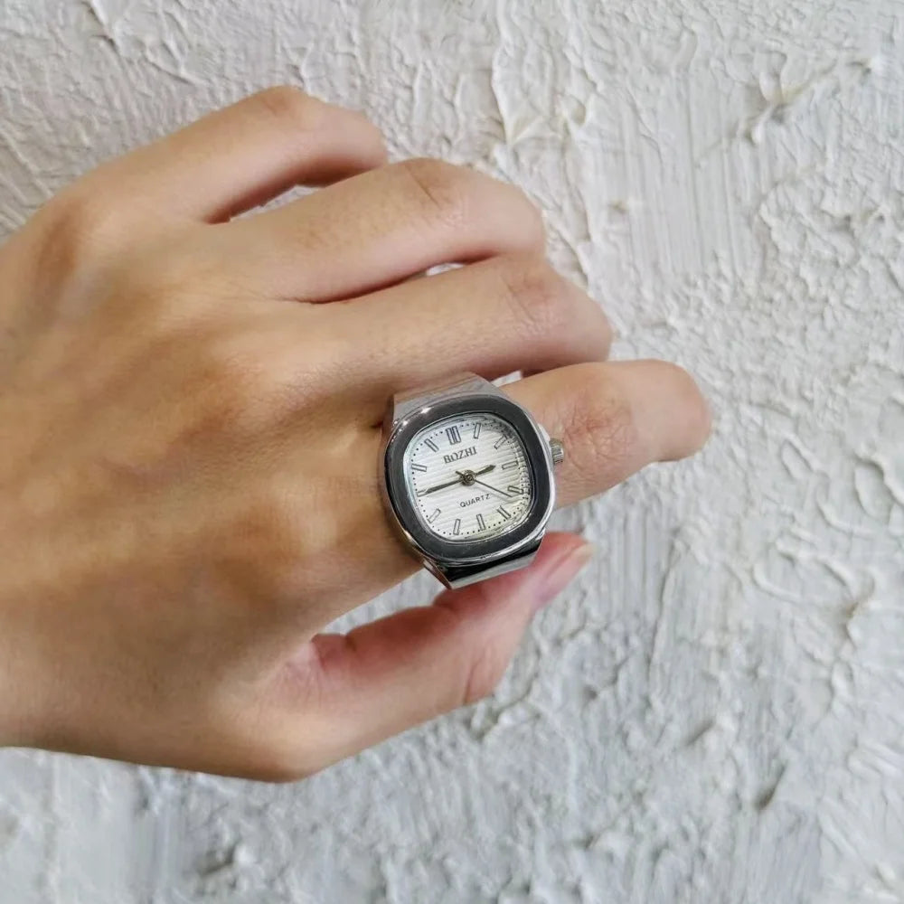 Watch Ring Assorted Niche Couple Finger Watch Mini Clock Retro Creative Electric Mens Girls Items Glass Boho Luxury