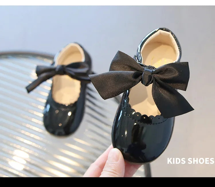 Little Girl Shoes 2025 Spring Autumn Children Princess Shoes Girls Oxfords Candy Colors Kids Soft Patent Leather Shoes For Girl
