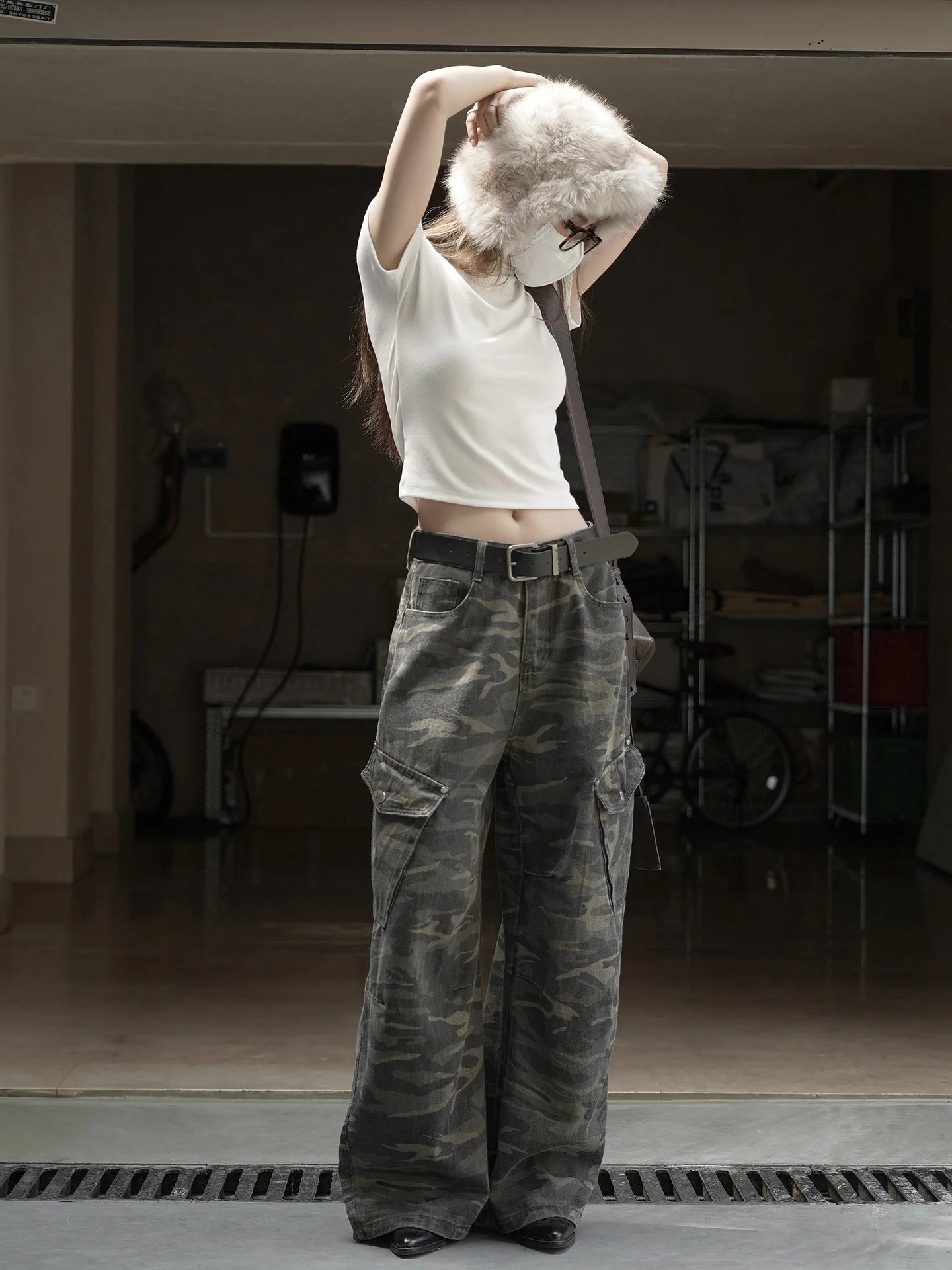 Retro and trendy waistband, workwear, large pocket, casual pants, three-dimensional and stylish pants for women