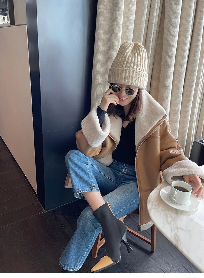 2025 Autumn Winter Fur Integrated Lamb Wool Coat Women's European And American Street Temperament Fashion Locomotive Fur Coat