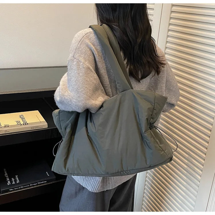 Women Nylon Bucket Shoulder Bag Large Capacity Tote Bag Fall Winter Versatile Cotton-padded Handbag Guangzhou High Quality Bag