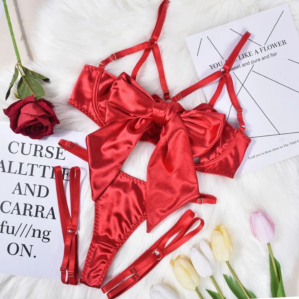 Lingerie's new hot selling European and American lingerie with exquisite bow and hollow out sexy three piece set with steel ring
